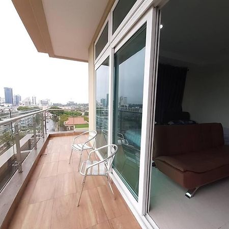 Smart Suite Balcony Riverine Kuching Exterior foto